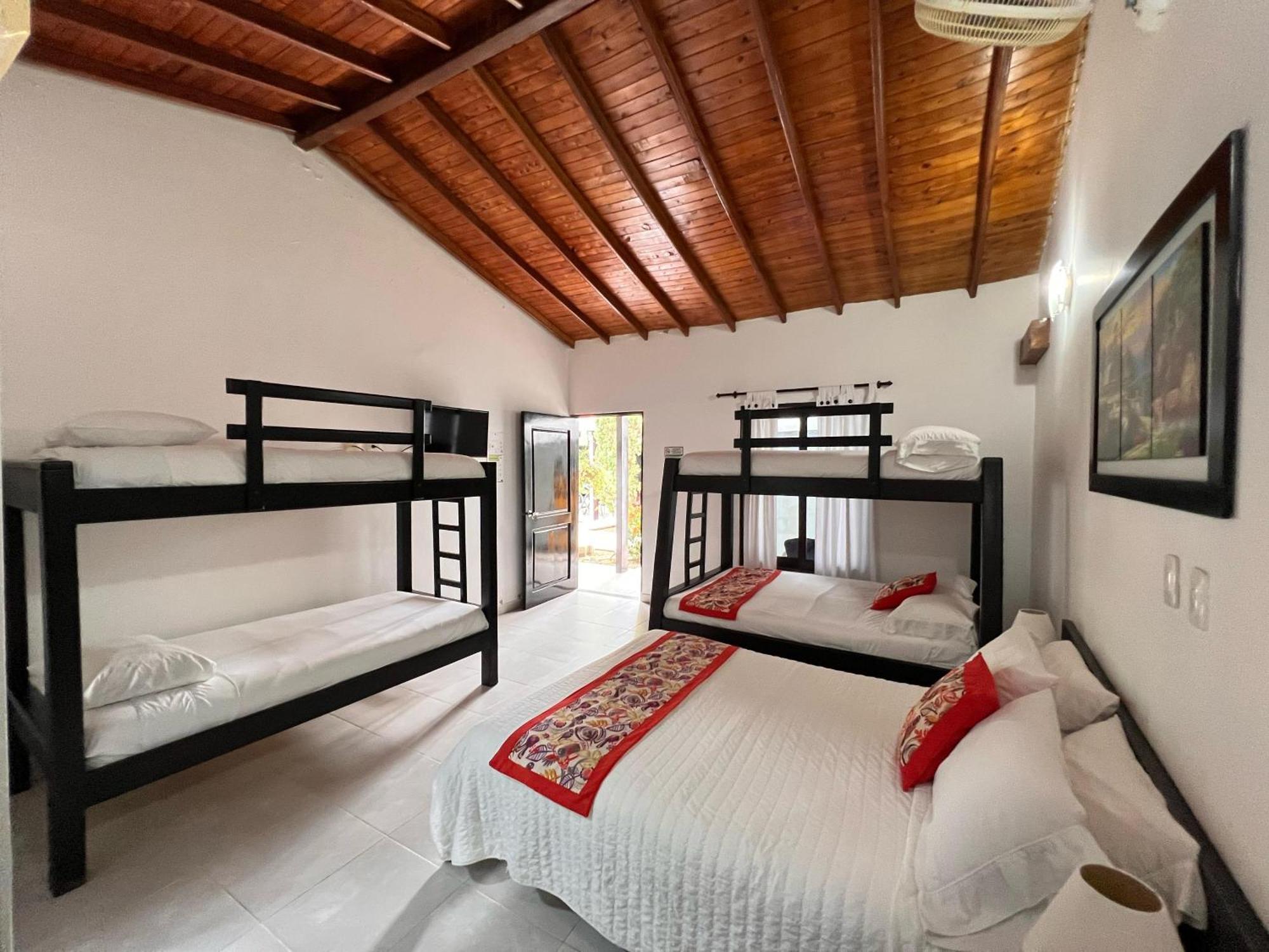 Hotel Cocobana Некокли Экстерьер фото