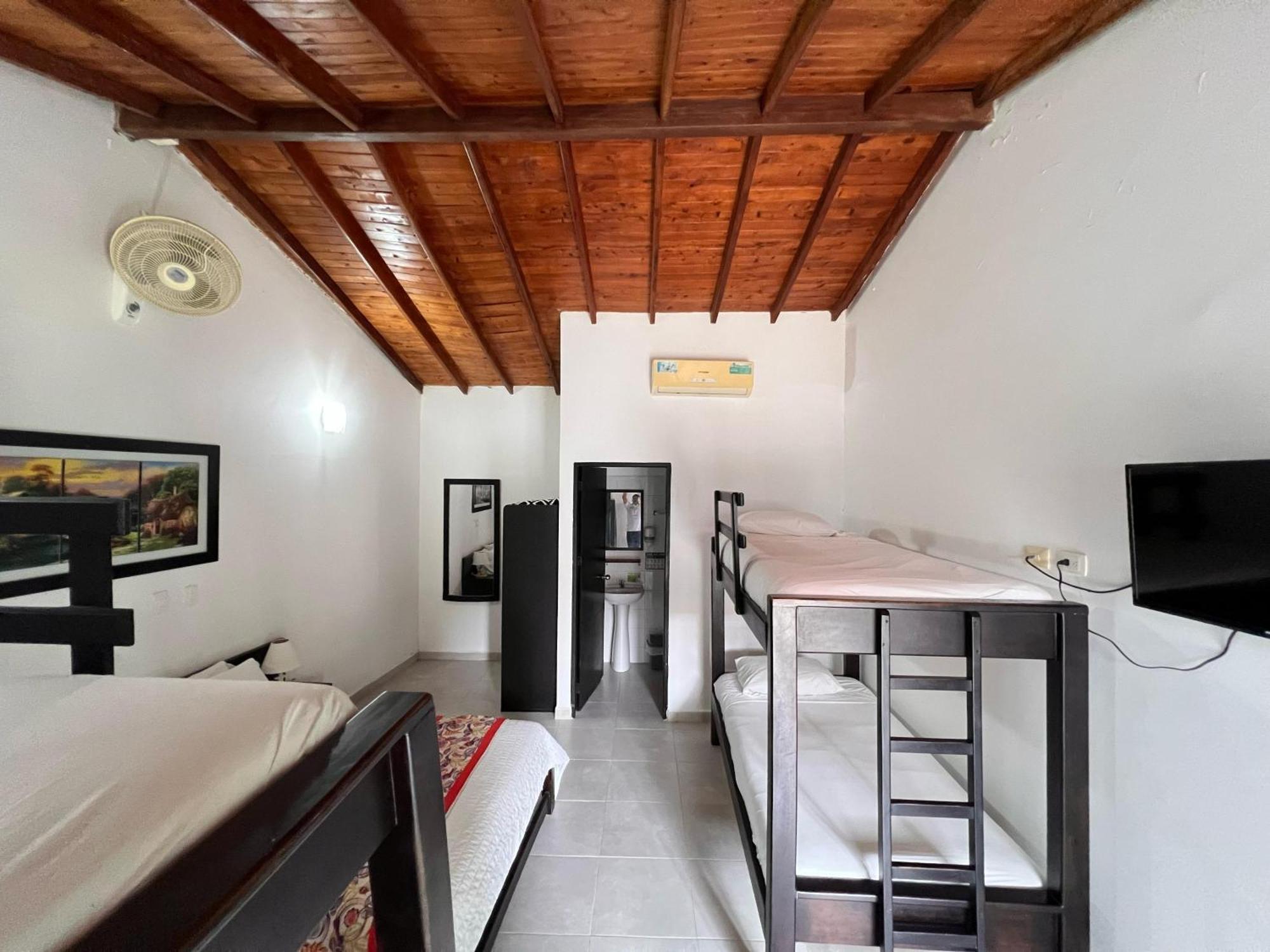 Hotel Cocobana Некокли Экстерьер фото