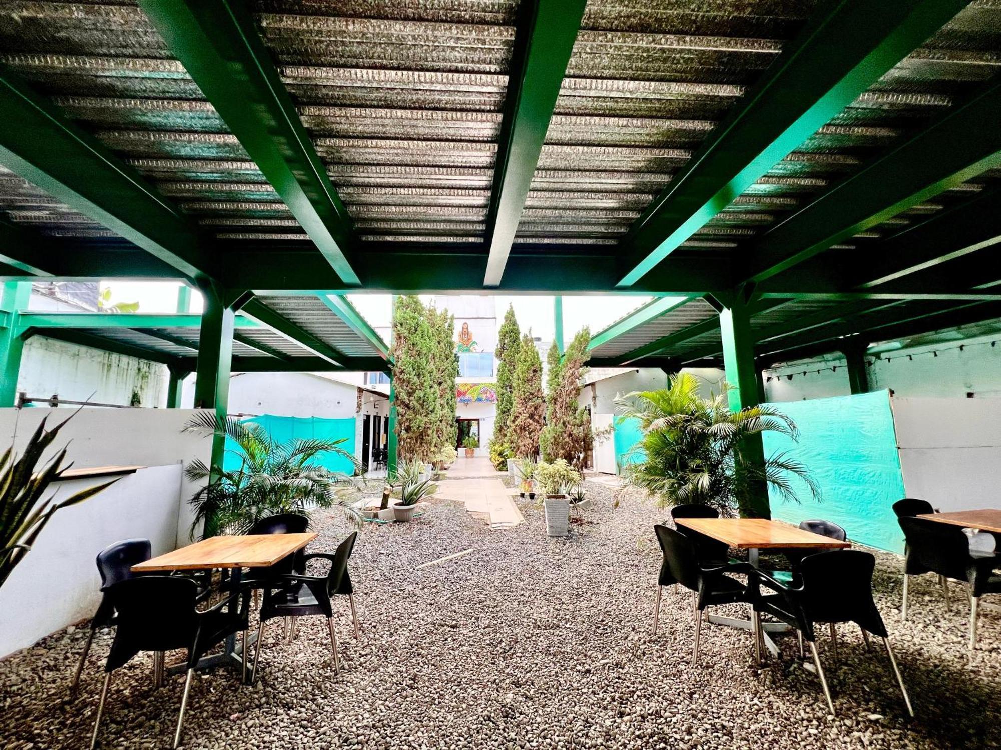 Hotel Cocobana Некокли Экстерьер фото