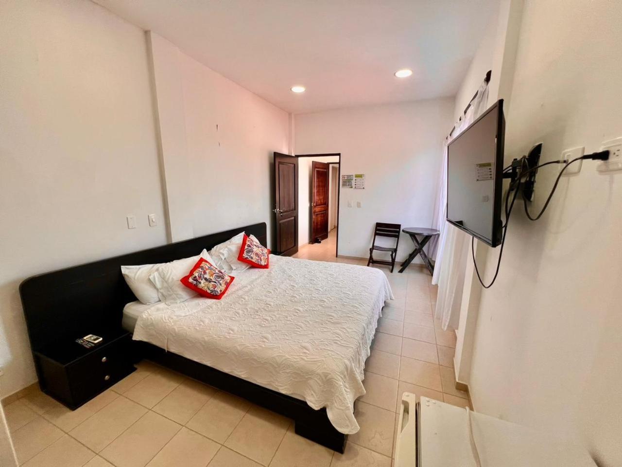 Hotel Cocobana Некокли Экстерьер фото